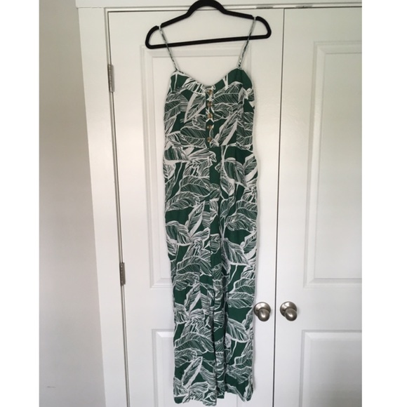 Palm tropical print jumpsuit - Picture 2 of 8